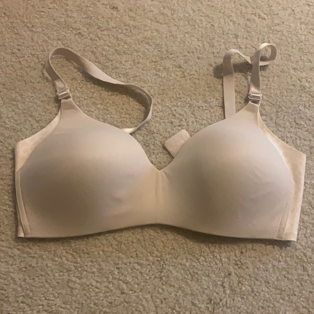 NWOT Warner’s wireless bra 36D